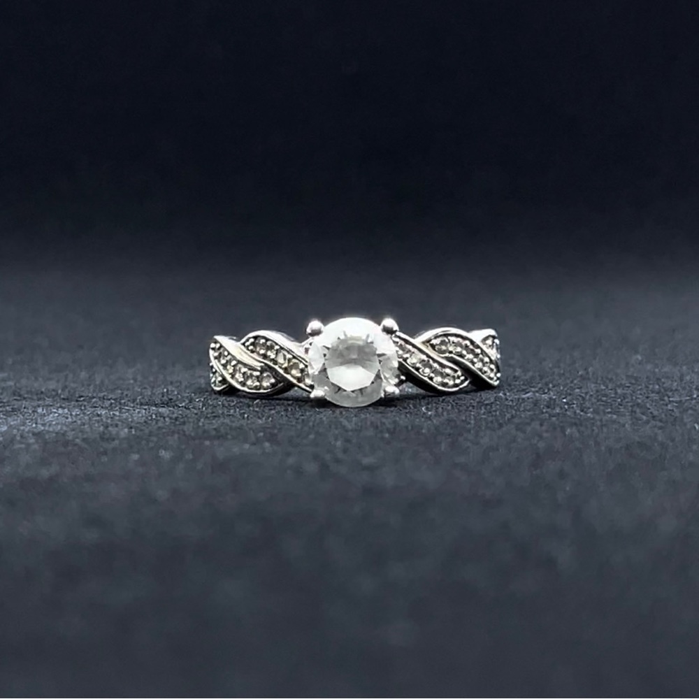 STERLING SILVER ENGAGEMENT RING - Picture 2 of 4